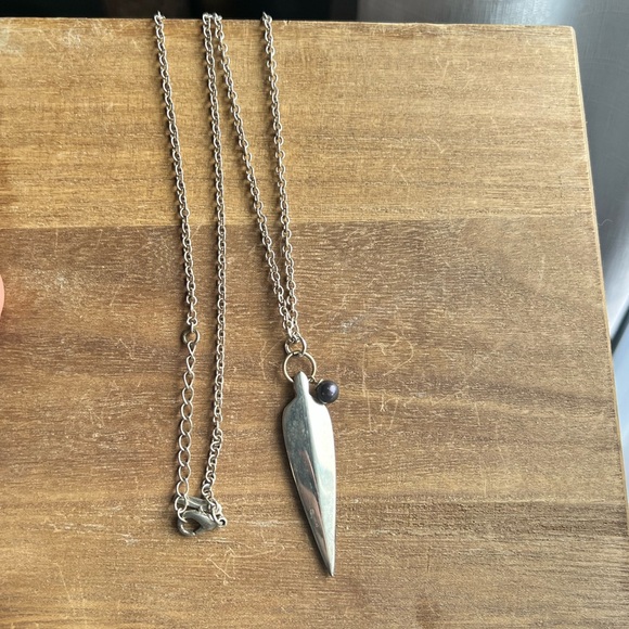 Vantel Pearls 3 Necklaces ans 1 extra charm - Picture 5 of 9